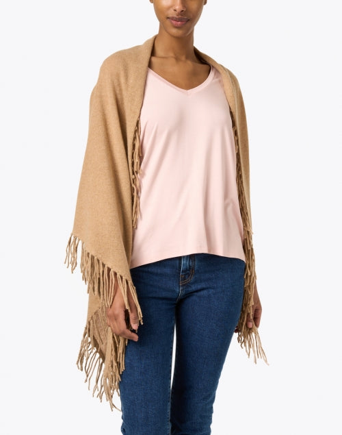 Luxurious Italian Camel Cashmere Shawl with Fringe Trim