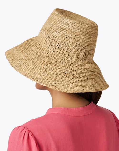 Stylish Beige Raffia Bucket Hat for Sun Protection