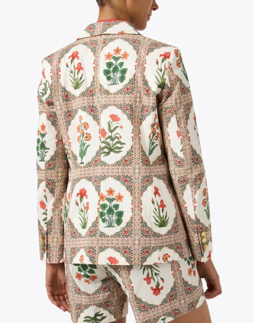 Stylish Hannah Floral Seersucker Women's Blazer for Fashionable Getaways