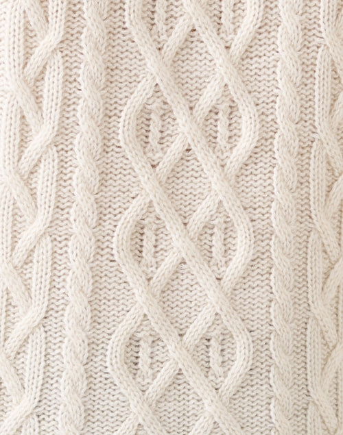 Luxurious Cream 100% Cashmere Cable Knit Turtleneck Sweater