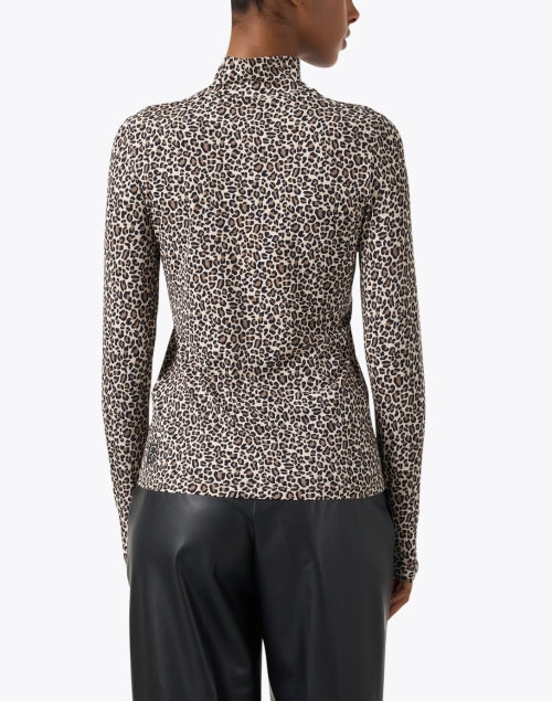 Lee Women's Stylish Leopard Print Slim - Stretch Turtle Neck Top