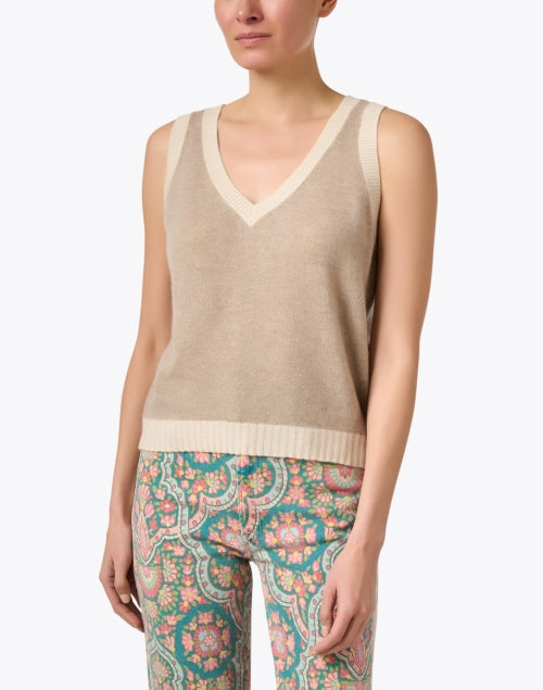 Beige Luxury Cashmere Women's Tank Top for Fashionable Wear