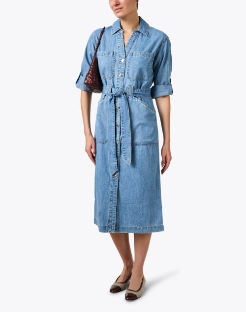 Stylish Evelyn Denim Dress with Feminine Design