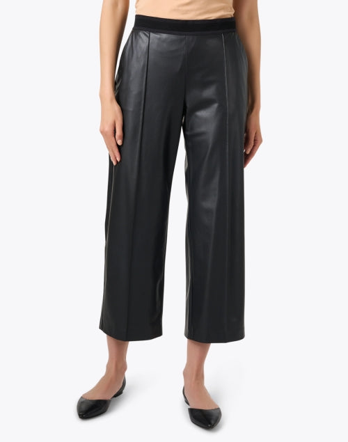 MAC Jeans Chiara Women's Cropped Black Vegan Leather Pull - On Pants