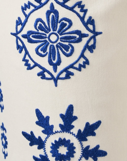 Stylish Amelie High-Waisted Straight-Leg Jean with Blue and White Embroidery