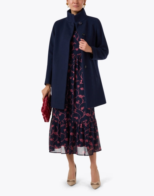 Stylish Navy-colored Wool Overcoat for New Season