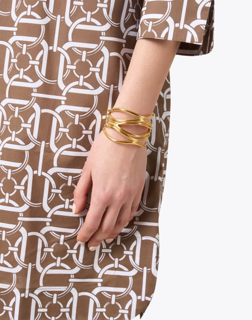 Stunning Gold-Plated Cuff Bracelet Jewelry Piece