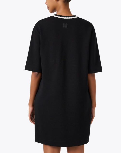 Marc Cain Sport's Stylish Black Knit Dress with Contrasting White Trim and Pockets