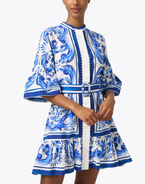 Stylish Blue and White Tile Patterned Women's Shirt Dress