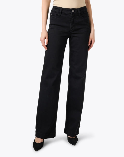 Stylish Dreamy Black Stretchable Straight-Leg Denim Jeans