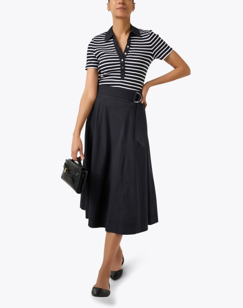 Stylish Black Cotton Facia Women's Skirt for a Modern Wardrobe