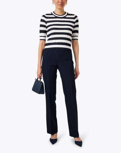Navy Blue Straight-Leg Men's Trousers - Ideal for Versatile Styling
