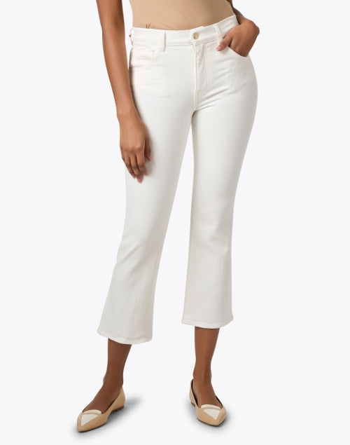 St. John's Stylish Laguna White Ankle-Flare Cropped Denim Jeans