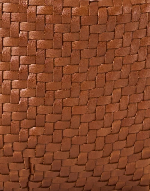Stylish Hand - Woven Italian Leather Petit Moyen Hazelnut Shoulder Bag