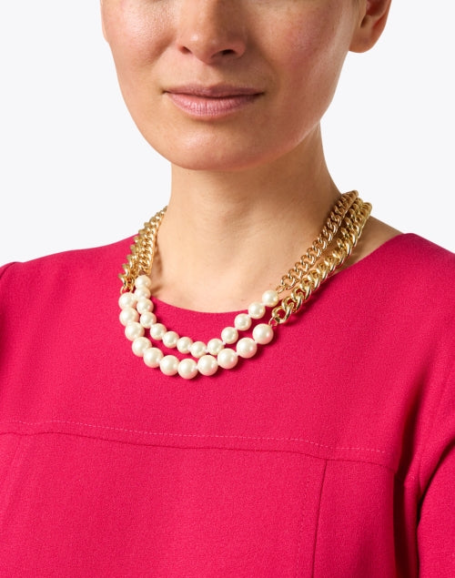Exquisite Two - Row Gold Chain and Pearl Necklace for Timeless Glam