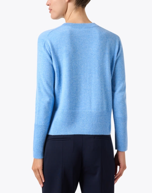 Stylish Blue 100% Cashmere Sweater for Transitional Seasons