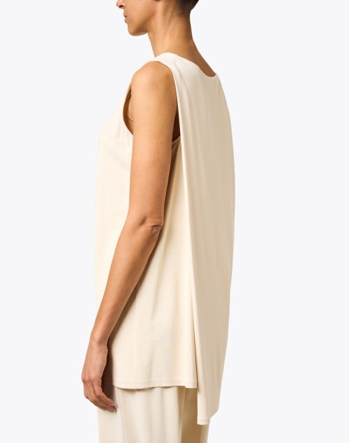 Elegant Ivory Sleeveless Women's Blouse for Summer Fashion