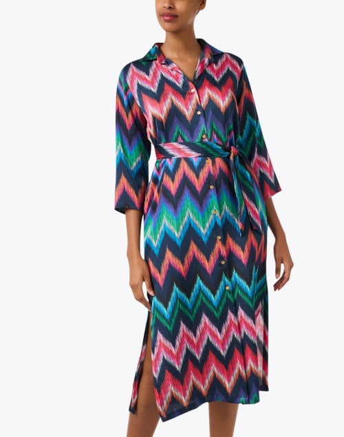 Vilagallo's Stylish Nela Shirt Dress with Zig Zag Print