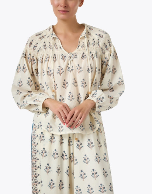 Stylish Carmen Ivory Block - Printed Cotton Women's Blouse for Warm Days