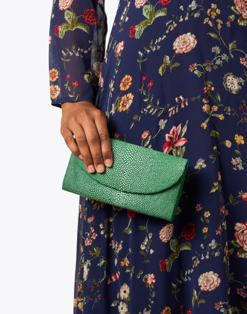 Gorgeous Emerald Baby Grande Stingray Leather Clutch with Chain Strap