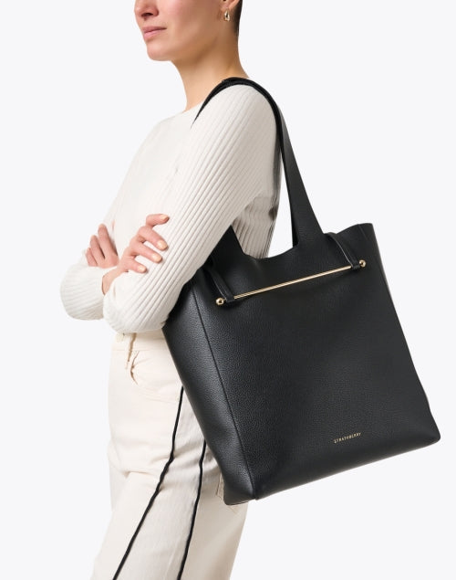 Elegant Melody Black Leather Designer Tote Bag for Everyday Use