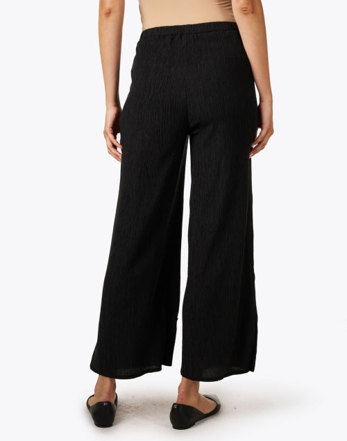 Stylish Black Plisse Relaxed-Fit Wide Leg Pants for All-Day Wear