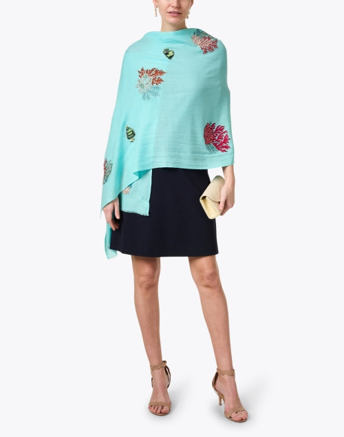 Exquisite Aqua-Embroidered Merino Wool Fashion Scarf for Warm Weather