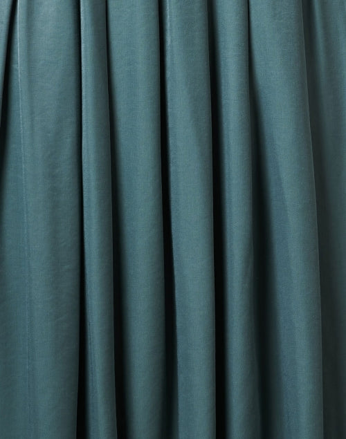 Stylish Green Pleated Mid-Length Skirt for Women's Wardrobe