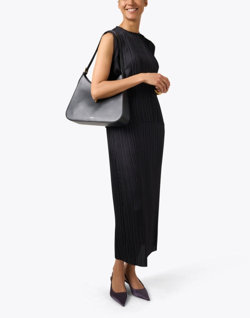 Stylish Black Lightweight Pleated Midi Pull - on Skirt