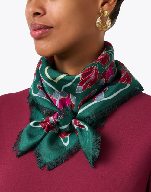 Reversible Black and Green Silk Fashion Scarf for Stylish Wear