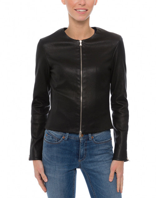 Stylish Black Stretchable Leather Jacket for a Personalized Fit