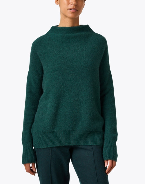 Fall-Perfect Soft and Fuzzy Green Boiled Cashmere Pullover Sweater
