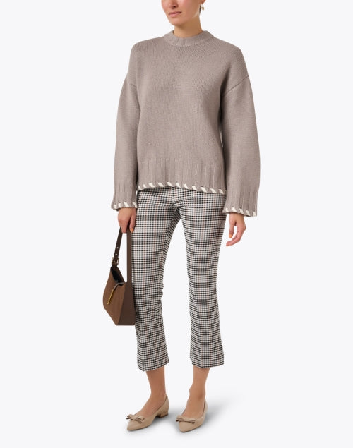 Stylish Taupe High - quality Wool - Cashmere Blend Sweater
