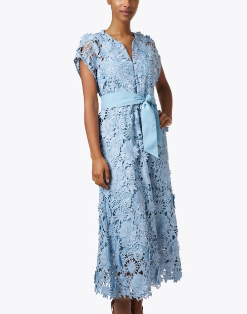 Abbey Glass Women's Stunning Vera Blue 3-D Lace Evening Dress