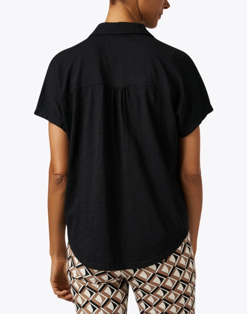Stylish Black Cotton Casual Shirt for a Polished Look