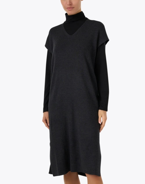 Stylish Charcoal Grey Merino Wool Shift Dress for Women