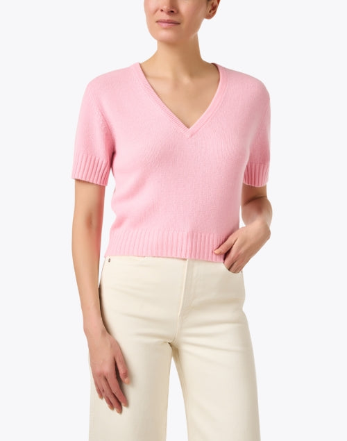 Gorgeous Pink Cashmere Short Sleeve Sweater - A Timeless Knitwear Piece