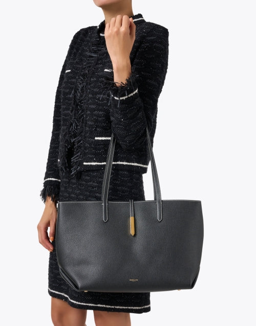 Stylish Tokyo Black Fine - Grain Leather Tote Bag with White Contrast Stitching
