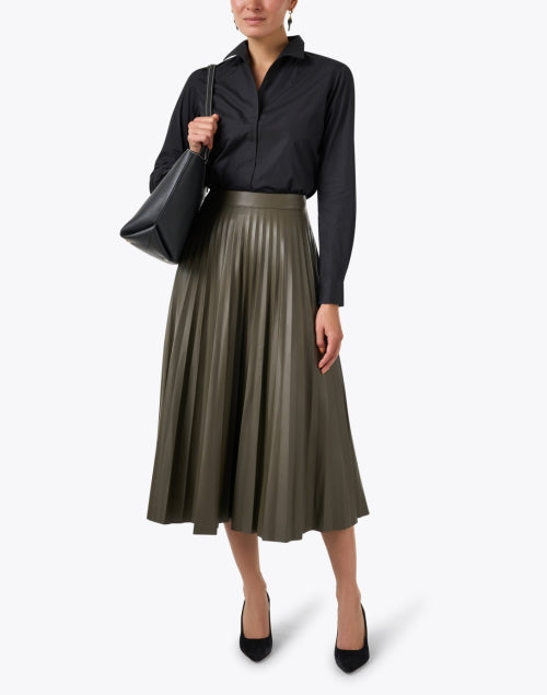 Stylish Signature Women's Black Cotton Dress Shirt