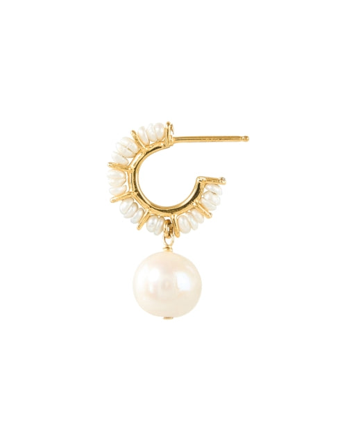 Exquisite Gold and Lustrous Pearl Hoop Earrings for Fashionable Women
