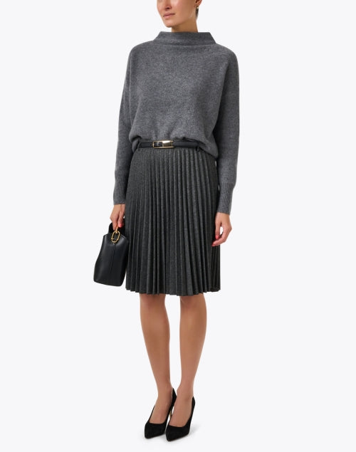 Grey Autumn Boiled Cashmere Funnel Neck Sweater for Daytime Wear