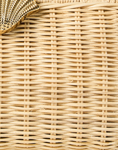 The Classic Rattan Shell Handheld Clutch Bag
