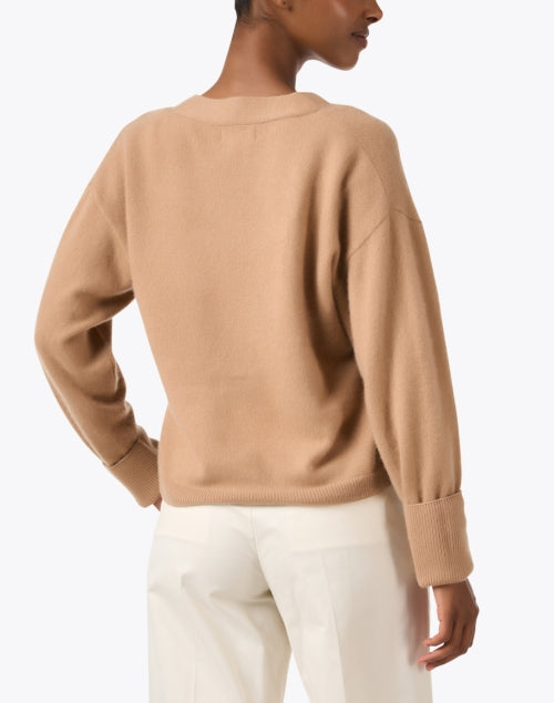 Stylish Camel-Colored 100% Cashmere Cardigan for Women