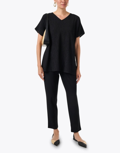 Stylish Black Plisse Women's Top for Effortless Elegance