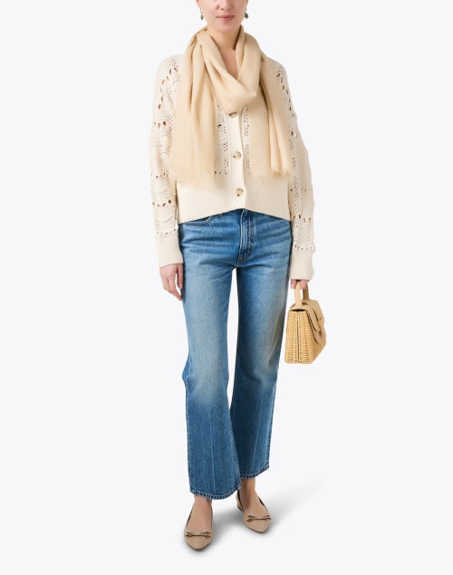 Exquisite Legere Beige 100% Cashmere Scarf for Timeless Style