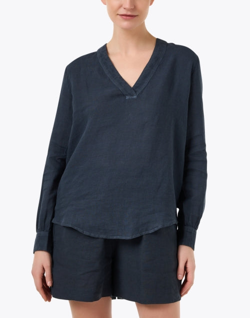 Stylish Navy Linen Cipria Top for Sunny Days