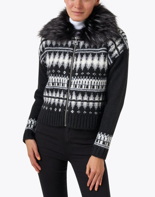 Stylish Black Knit Powder Puff Jacket with Removable Fur Collar