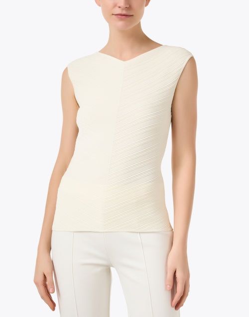 Faitini White Textured Sleeveless Knit Top