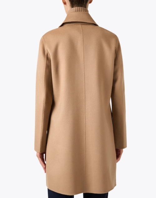 Luxurious Camel Wool and Cashmere Blend Outerwear Coat