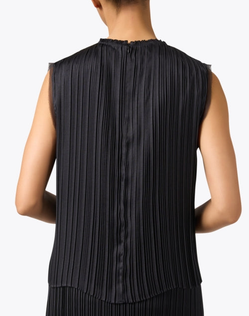 Stylish Lightweight Black Pleated Sleeveless Top